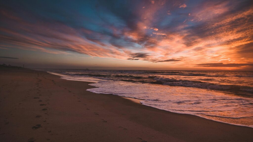 Sunrise on a desolate beach in the Outer Banks